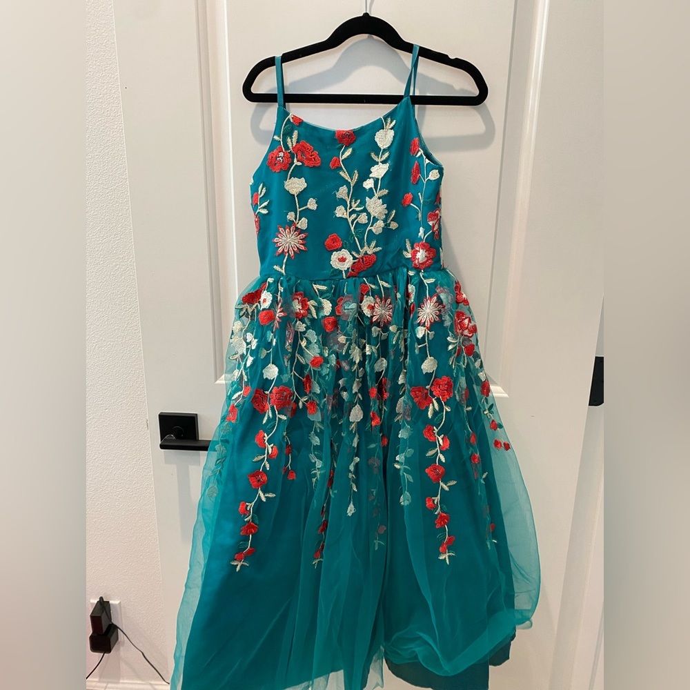 Chasing Fireflies, Girls Size 8 Holiday Dress